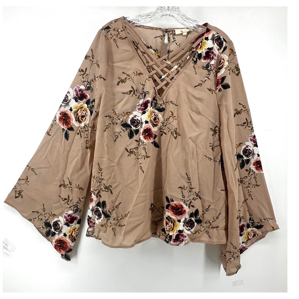 Entro Women Tan Floral Lattice V-Neck Bell Sleeve Blouse Top Large Feminine